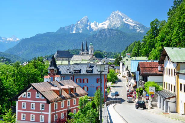 istock Berchtesgaden and Watzmann mountain 1413256512