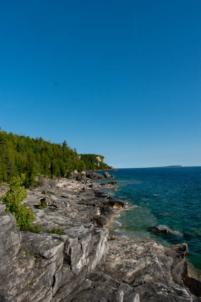 istock Georgian Bay Grotto Lookout 1413356989