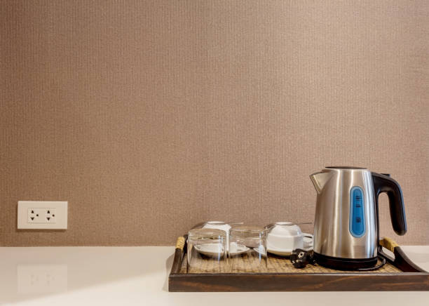istock Electric pot with welcome tray 1413368750