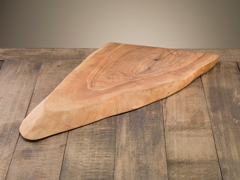 Wooden bread cutting board