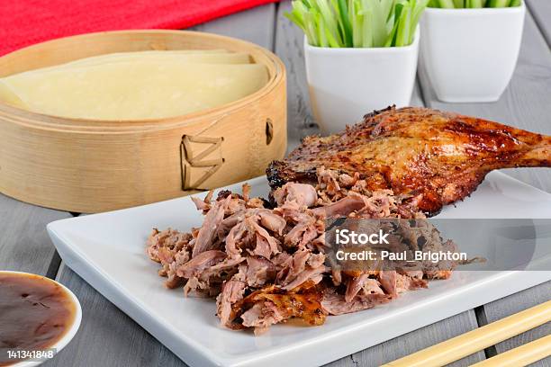 Kaczka Po Pekińsku - zdjęcia stockowe i więcej obrazów Mięso z kaczki - Mięso z kaczki, Chrupiący, Perfumowany