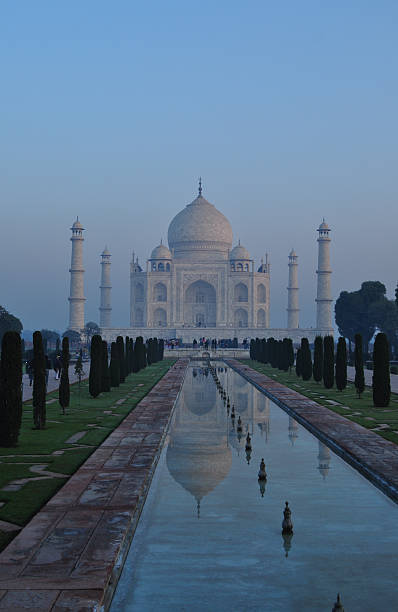 istock Taj Mahal at Sunrise 141343384