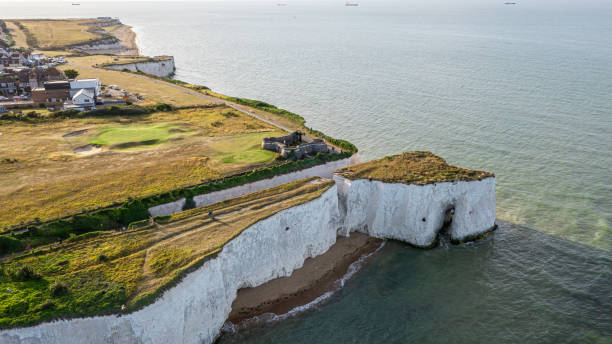 istock Kingsgate Bay sea arch 1413448029