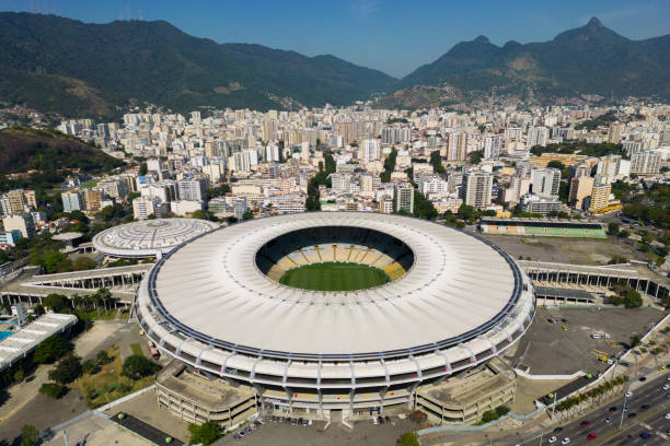 widok z lotu ptaka na stadion maracana w rio de janeiro - stadium brazil maracana stadium rio de janeiro zdjęcia i obrazy z banku zdjęć