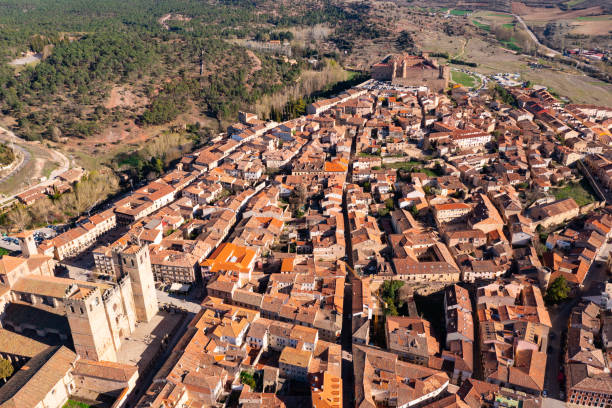 istock Bird's eye view of Siguenza, Spain 1413469598