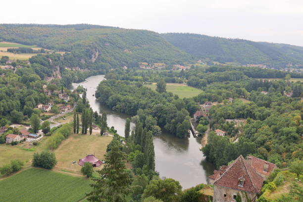 istock Saint Cirq Lapopie - The river Lot 1413482996