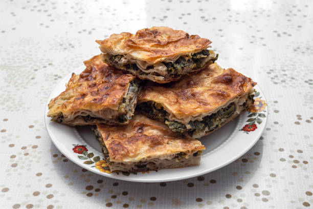 Baked Spinach with Cheese is a menu where spinach is stir-fried with onions and cream. Baked with cheddar cheese for richness and mozzarella cheese for a delicious stretch.
