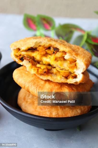 Shegaon Or Rajasthani Aloo Pyas Ki Kachori Served With Tamarind Chutney And Sev Kachori Or Kachodi Is A Spicy Fried Snack From India Stuffed With Spicy Potatoes And Onion Mixture Stock Photo - Download Image Now