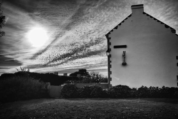 the village of saint cado in france