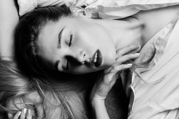 istock aroused beautiful woman 1413612386