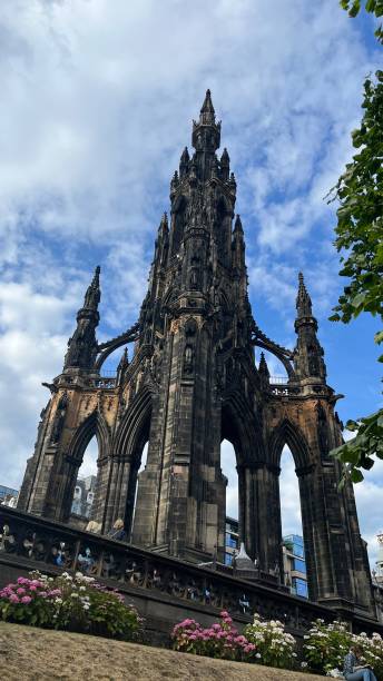 istock Scotch monument in the park 1413636480