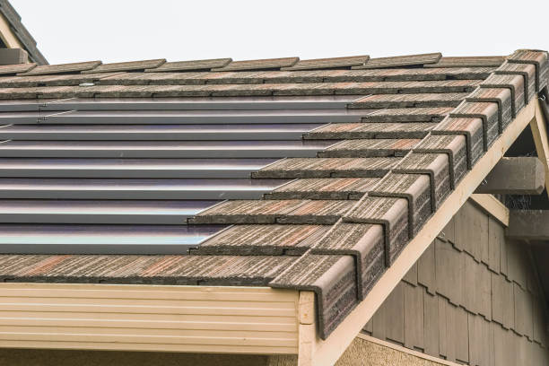 istock Home solar installation in California 1413642409