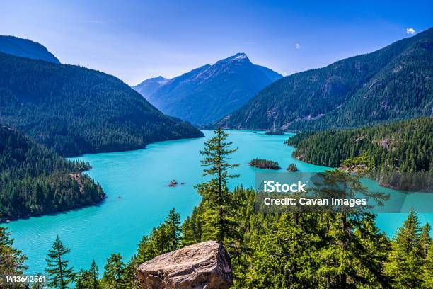 An Overlooking Landscape View Of North Cascades Np Washington Stock Photo - Download Image Now