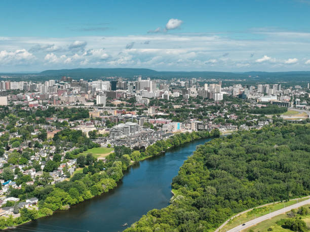 vista aérea del área de old ottawa east ottawa ontario, canadá - ottawa river fotografías e imágenes de stock