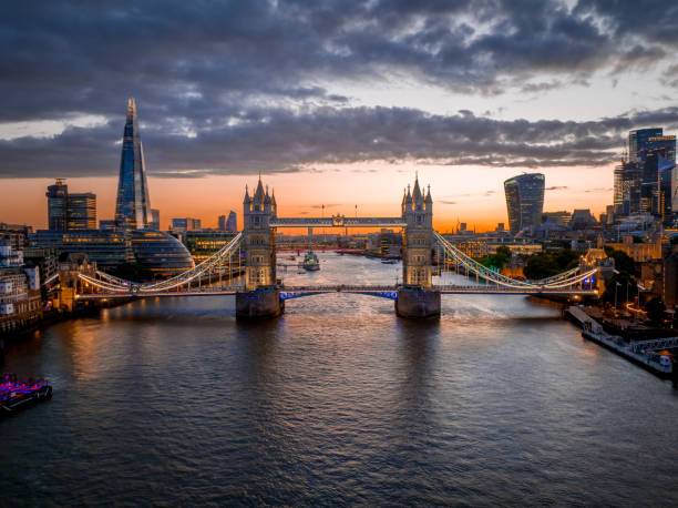 istock Tower Bridge Sunset - London, England (2) 1413672480