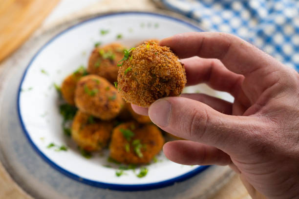 istock Vegan broccoli croquettes with goat cheese. 1413739281