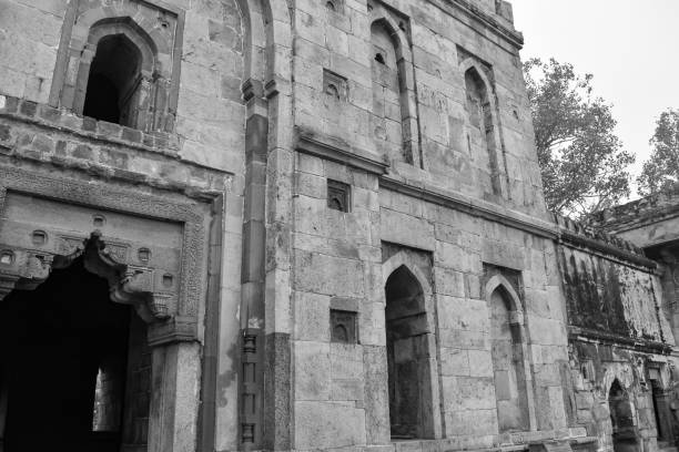 Mughal Architecture inside Lodhi Gardens, Delhi, India, Beautiful Architecture Inside the The Three-domed mosque in Lodhi Garden is said to be the Friday mosque for Friday prayer, Lodhi Garden Tomb arquitectura mogol dentro de los jardines de lodhi, delhi, india, hermosa arquitectura dentro de la mezquita de tres cúpulas en el jardín de lodhi se dice que es la mezquita del viernes para la oración del viernes, tumba del jardín de lodhi
