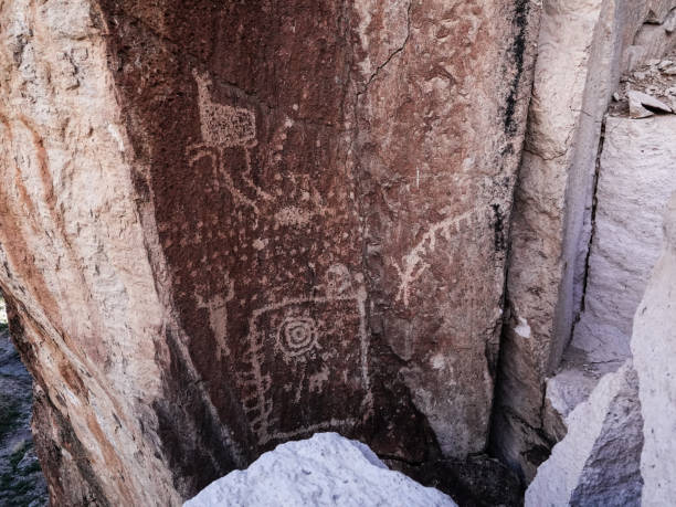 istock Fremont Culture rock art panel 1413806261