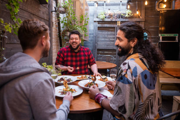 istock Grabbing Dinner with Friends 1413849030