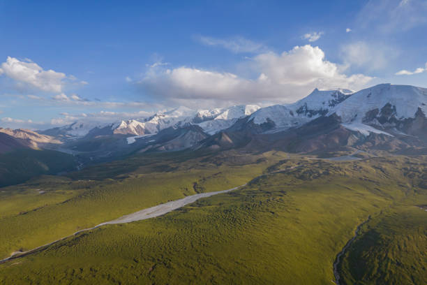 istock Qinghai Anima Qing Snow Mountain 1413930489