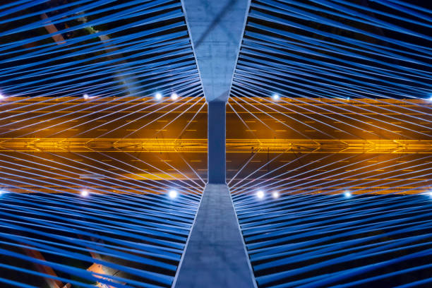 most wiszący na autostradzie w nocy (antenowy) - wroclaw traffic night flowing zdjęcia i obrazy z banku zdjęć