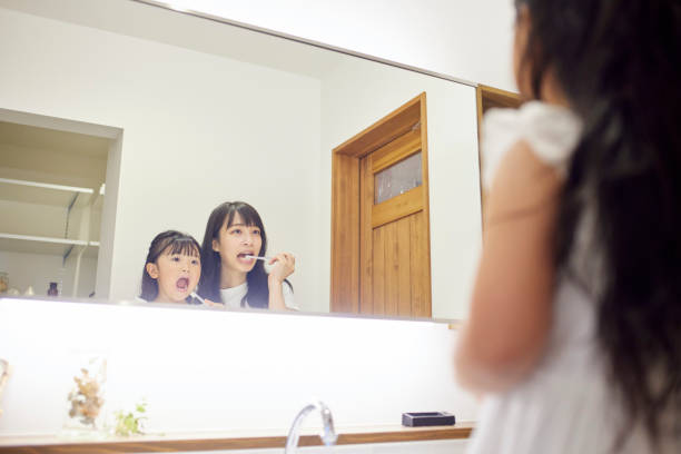 istock young mom and 3 year old daughter 1414020393