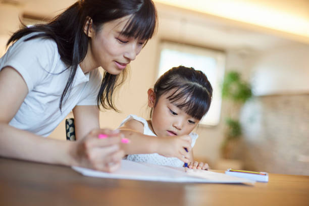 istock young mom and 3 year old daughter 1414020408