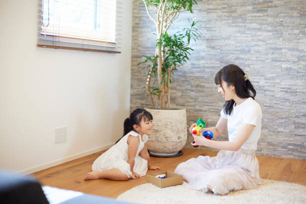 istock young mom and 3 year old daughter 1414020442