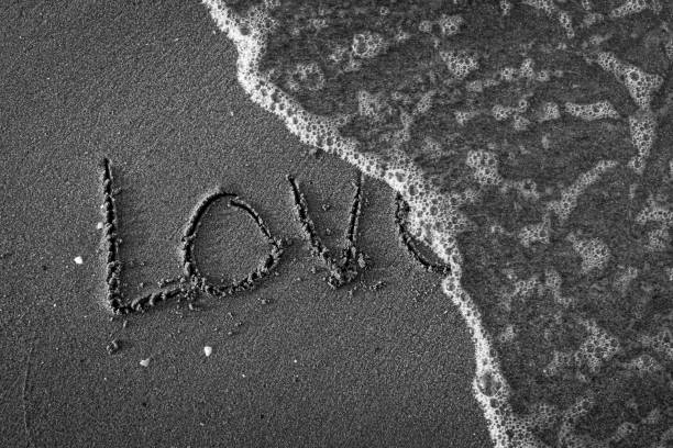 istock The Lover Over The Ocean 1414038906