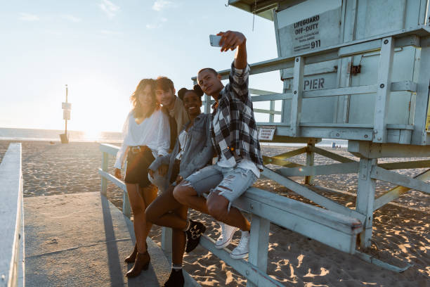 istock Friends shoot a selfie in Venice Beach 1414039801