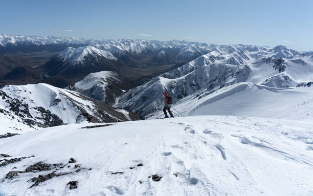 istock Skiing on a snowcapped mountain 1414102981