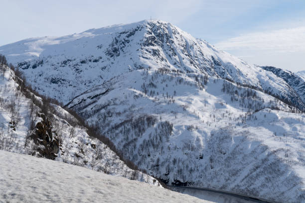 haukelifjell, high mountains in the southern part of hardangervidda national park between vinje and røldal in southern norway, scandianavia, europe - telemark skiing fotos imagens e fotografias de stock