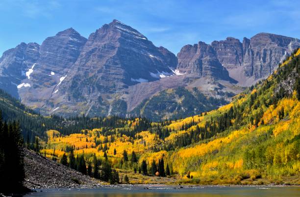 istock Maroon Bells of Aspen 1414301870