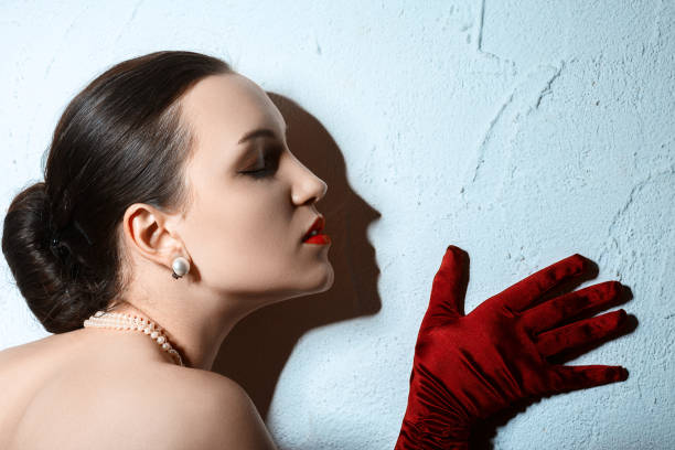 istock luxury retro woman 1414413799