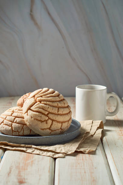 istock Mexican sweet bread called concha, bakery from mexico 1414433180