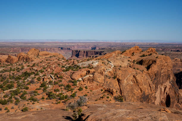 istock Crater Overlook On The Upheaval Dome Trail 1414439555