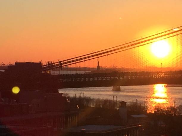 istock Statue of Liberty Sunset 1414524903