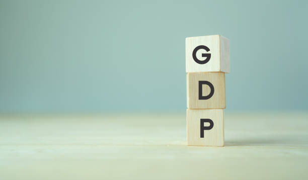 GDP, Gross domestic product concept. Total monetary or market value of all the finished goods and services produced within a countryâs borders. Economic snapshot, estimate economy size and growth rate pib, concepto de producto interno bruto. valor monetario o de mercado total de todos los bienes y servicios terminados producidos dentro de las fronteras de un país. instantánea económica, estimación del tamaño de la economía y tasa de crecimiento