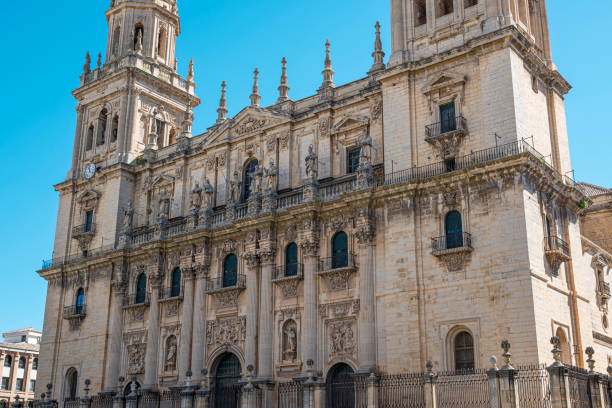 Renaissance and Baroque main façade of the cathedral of Jaen thirteenth to eighteenth century, Spain Main Renaissance and Baroque façade of the cathedral of Jaen XIII century to eighteenth century, Spain jaen stock pictures, royalty-free photos & images