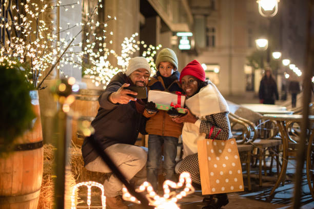 istock Selfie after Christmas shopping 1414586005