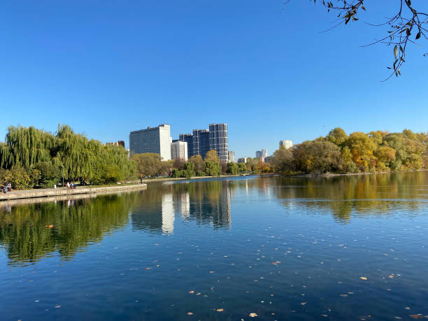 istock park in autumn at dry sunny fall day 1414590993