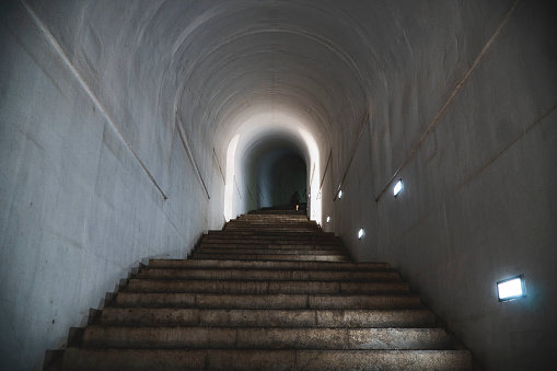 Picture of the stairs in the tunnel