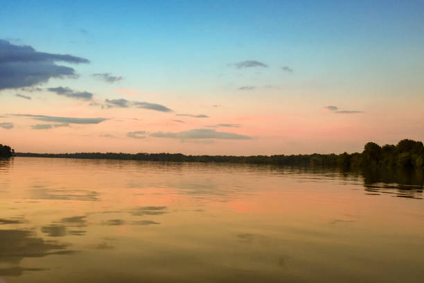 istock Turquoise and Coral Sunset 1414723023