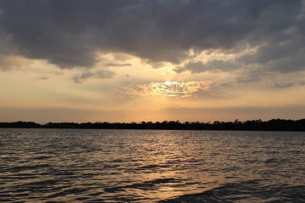 istock Creamy Dawn Lakeshore 1414723047