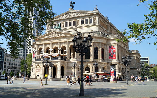 Alte Oper, Old Opera, built in 1880, rebuilt in the 1970s as a concert hall, located in the inner city, Innenstadt, within the banking district Bankenviertel, Frankfurt, Germany