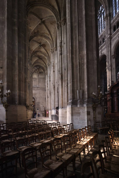 Church of St. Eustache Paris, France - May, 2022: Interior view and ceiling of the Church of St. Eustache, Paris (L’église Saint-Eustache) in the 1st arrondissement Built between 1532 and 1632. église saint eustache stock pictures, royalty-free photos & images