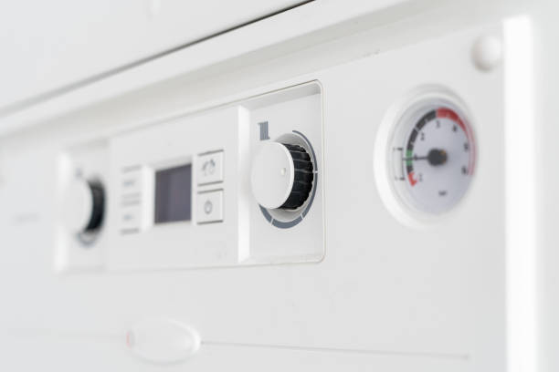 현대 전기 또는 가스 보일러에 제어 패널의 근접 촬영 - boiler gas boiler thermostat control panel 뉴스 사진 이미지