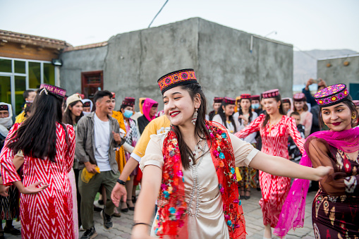 Tajik ethnic is the only white race people in China, and most of them live in the Pamir Mountains, Xinjiang, China. The party is being held in the evening before the wedding day.