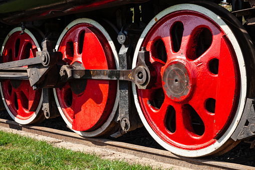 train wheels and tracks