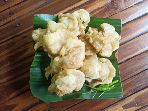 istock Fried tofu with vegetables stuff, traditional snack from Indonesia 1414895557